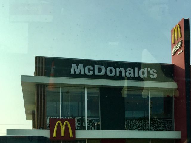 マクドナルド_マクドナルド(McDonald’s) 3号線松崎店