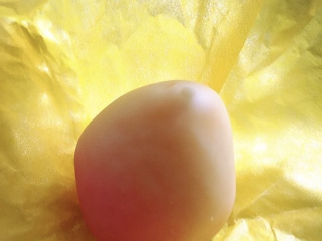 桃です_菓匠 花見 そごう大宮店