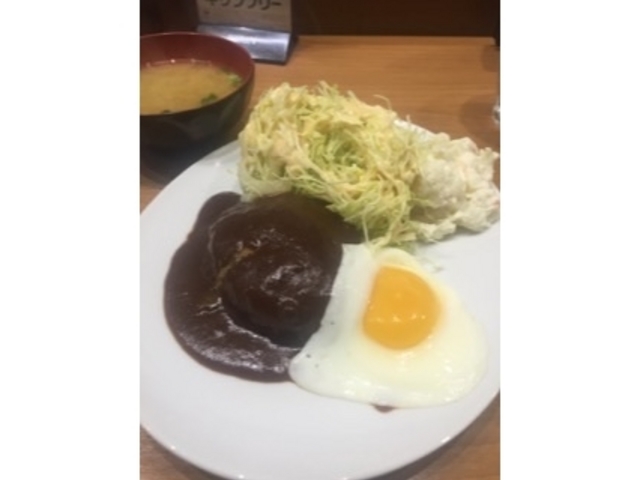 ハンバーグ定食です。_キッチンたか