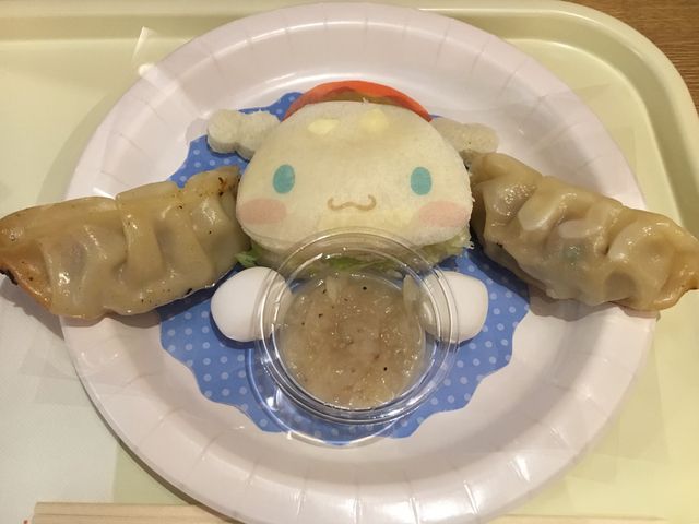シナモン餃子_包王・池袋店