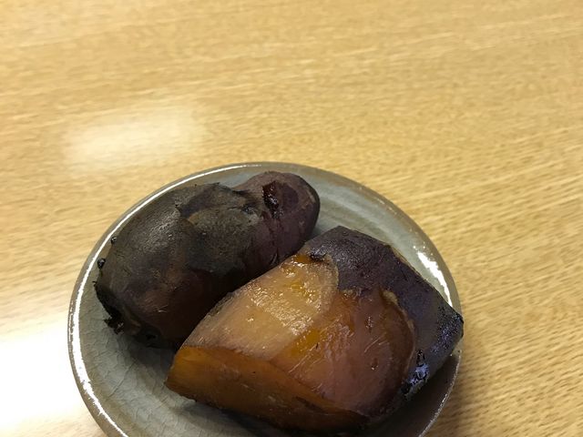 オマケの焼き芋_伯蕎庵しばた