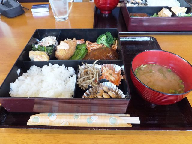 11月17日のランチ_はなぶさ