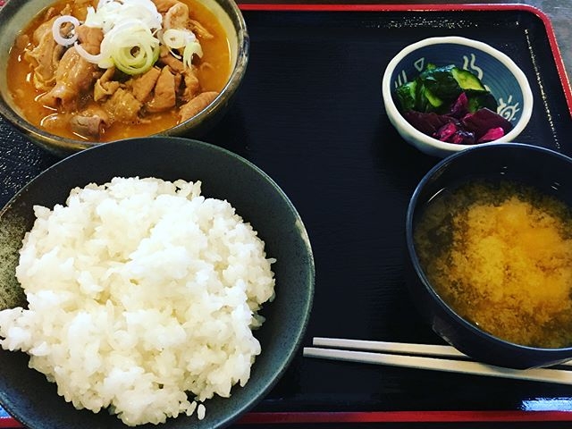 モツ煮込み定食_あぶらや