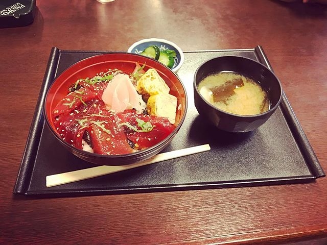 漬けマクロ丼_あぶらや