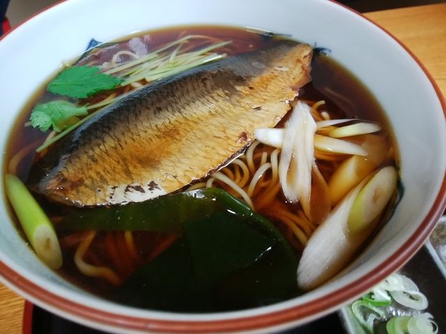 温かいお蕎麦もおいしいです!_蕎麦処 両国
