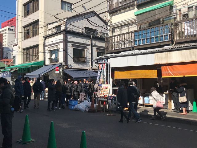 【波除通り】なにやら行列ができてます_波除通り
