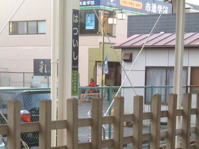 越後そばの最寄り駅はアーバンパークラインの初石駅の改札からすぐ。_越後そば