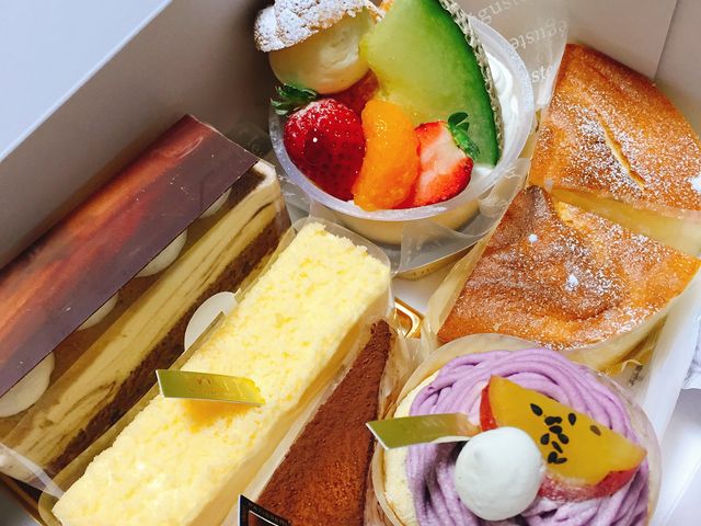モンブラン、チーズケーキ、ティラミスなど_菓子工房いぬい