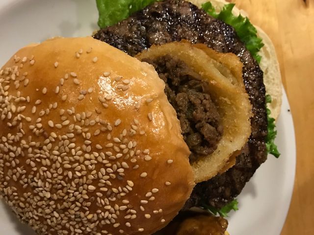 かなりボリューミー
食べることが戦いみたい_TSUNAMI