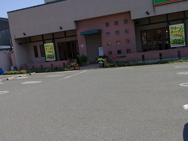 駐車場も広々_モスバーガー宇部厚南店