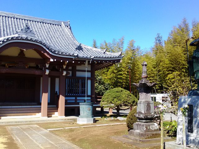 本堂と空海像です_大聖院