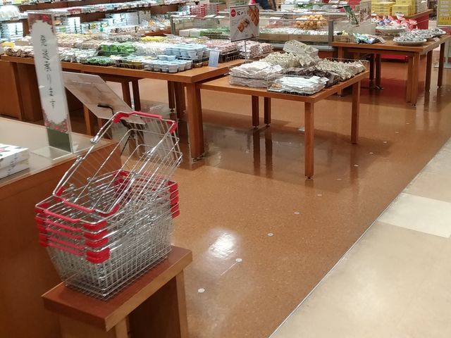お店_六花亭 アリオ札幌店
