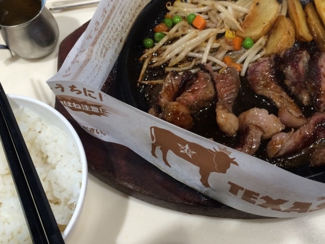 本格的なステーキ_テキサスキングステーキ イオンモール和歌山店