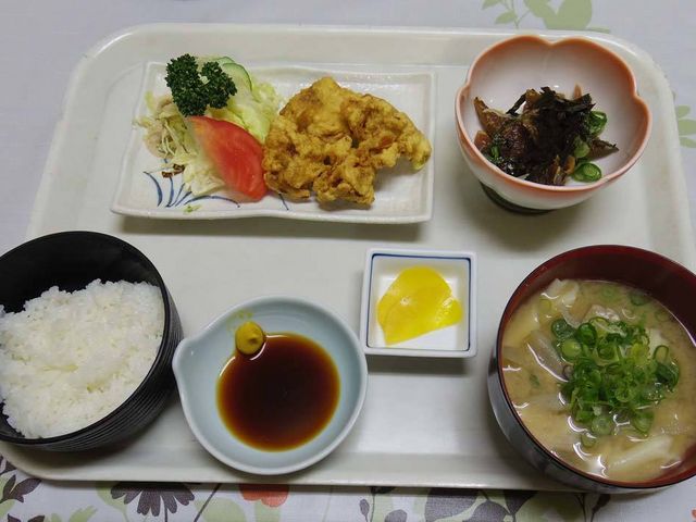 とり天、だんご汁、りゅうきゅう大分名物三点セット_新博多