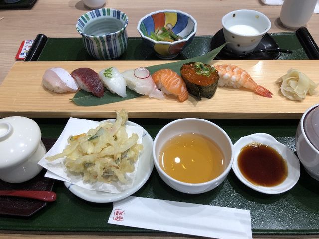 寿司ランチ_あずまや和風レストラン