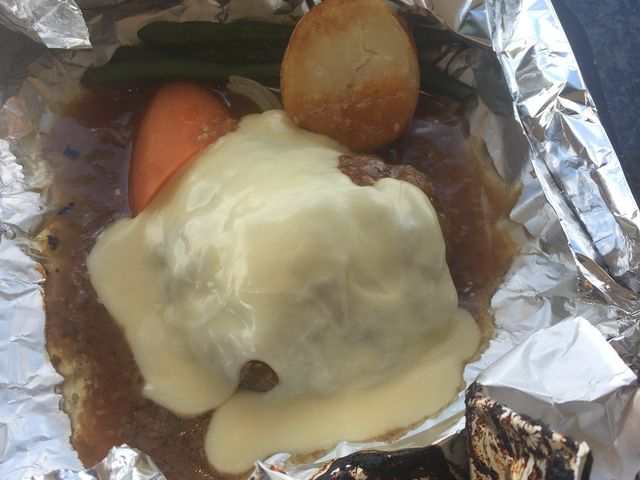 チーズハンバーグ_ふしみグリエ