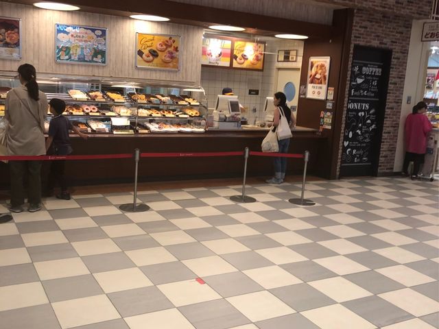 外観_ミスタードーナツ ララガーデン川口ショップ