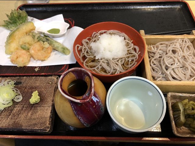 三色そば、鳥モツそばは別出し_一茶庵分店