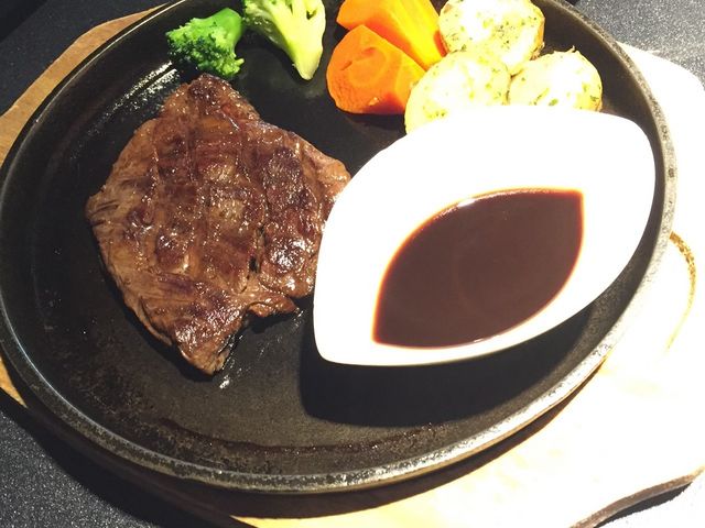 ステーキ_DOURAKU CORRIDA ドウラクコリーダ ランドマーク店