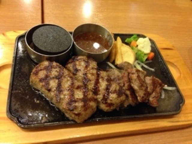 ハンバーグとステーキ両方味わえます!_ビッグボーイ 青森大野店