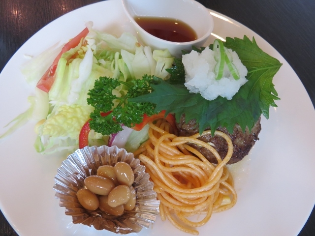 和風おろしハンバーグランチ_ピエロルネーレ