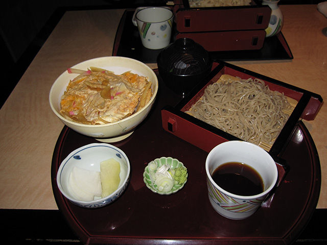 蕎麦_遠州手延べうどんコーナー