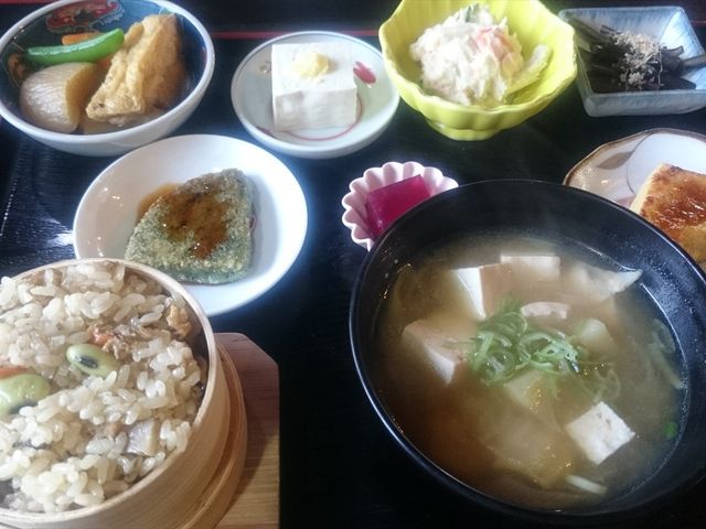 わっば飯定食_里の茶屋