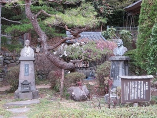小栗上野介と栗本鋤雲の胸像_東善寺