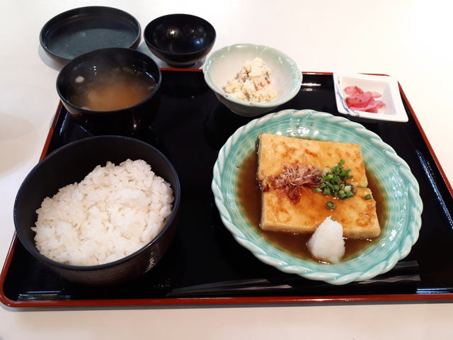 豆腐ステーキ定食、700円_レストハウスゆのさわ