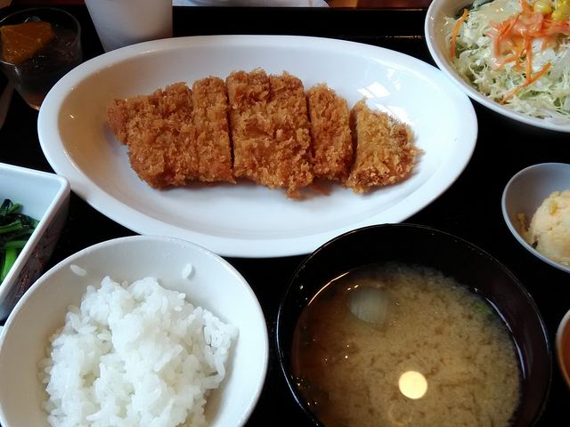 ライスは小サイズ_レストラン むとう
