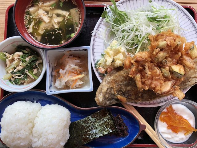 おにぎりセット_こまめ食堂