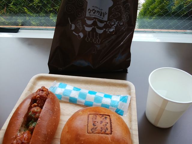 アンパンは一日三回焼いていると書いてありました。_ななかまど