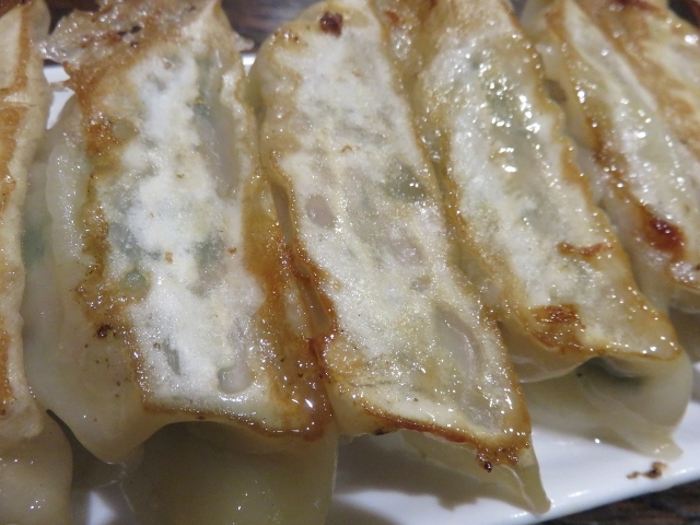 自家製焼き餃子7ヶ_中華屋悟空