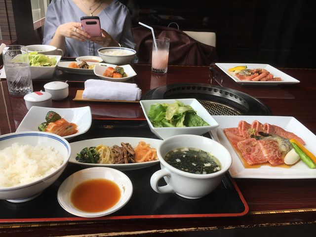 豪華なランチ_叙々苑 游玄亭有楽町マリオン店