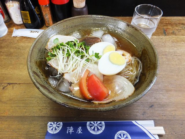 夏季限定メニューのひとつ:盛岡冷麺_陣屋