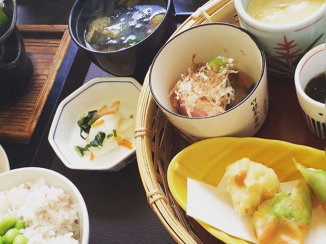 わしょ_かごの屋 花園ラグビー場北店
