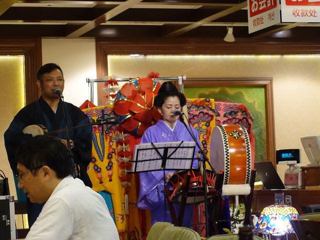ライブショー
_御菓子御殿 国際通り松尾店