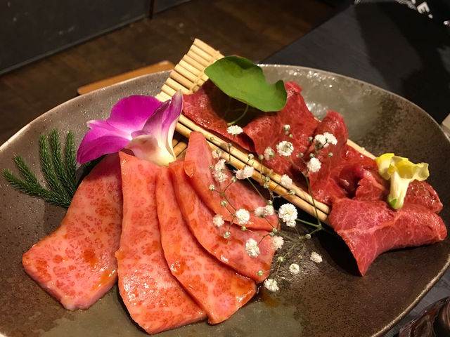 美しい盛り付け_米沢牛焼肉 仔虎