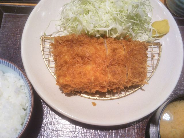 『とんかつ居酒屋 田 豊洲店』。_とんかつ居酒屋 田 豊洲店