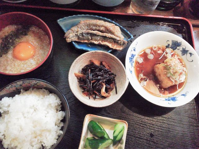 小料理みこし