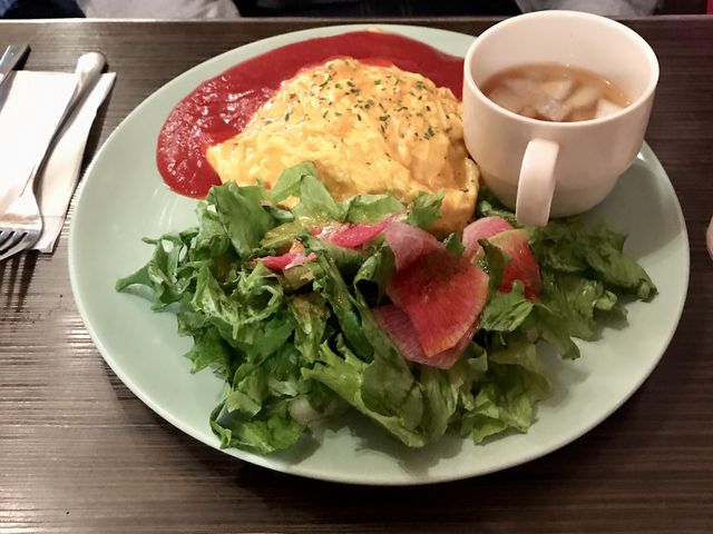 ふわとろオムライス(ケチャップ)_rokucafe ロクカフェ