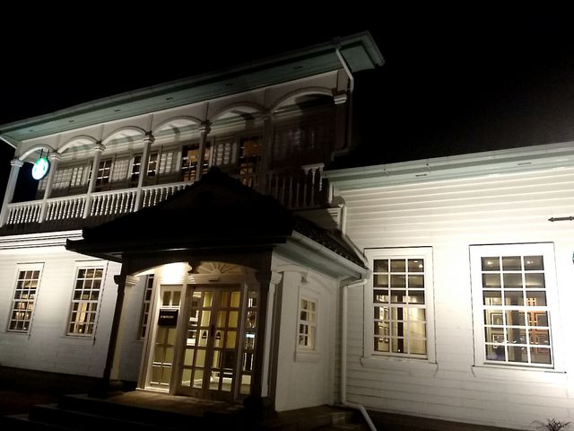 夜は幻想的な雰囲気_スターバックスコーヒー鹿児島仙巌園店