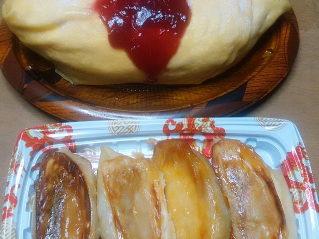 オムライス&餃子ケーキ_スイーツパラダイス 名古屋パルコ店