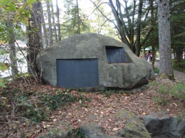 詩碑_北原白秋詩碑(長野県軽井沢町)