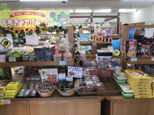 お土産コーナー_道の駅三本木やまなみ