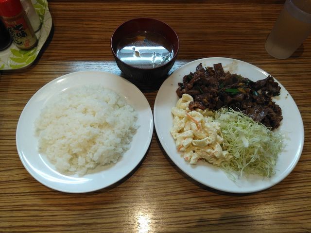 お食事処 三笠食堂