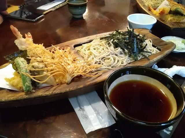 天ぷらとそば_はつ花そば 新館