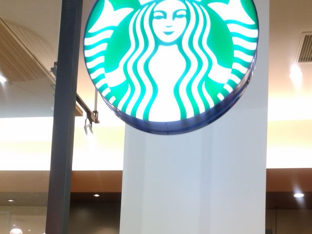 スタバといえばこのマーク。_スターバックス・コーヒー イオン高松店