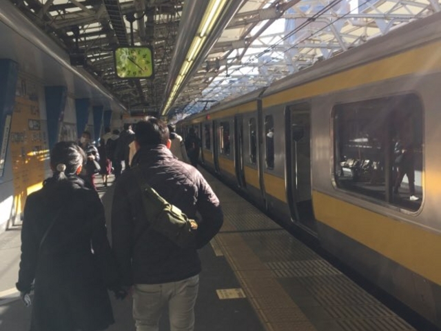 ホームです。_JR水道橋駅