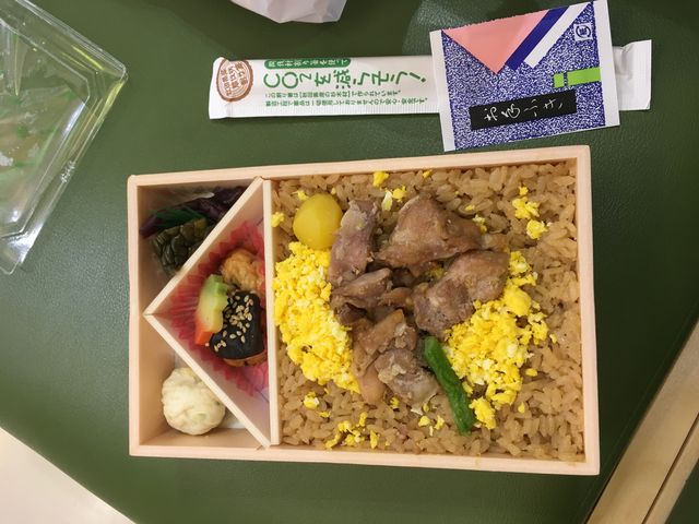 花善鶏めし弁当880円_花善